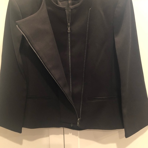 BCBG  Cape Jacket Black HOCO Career Minimalist Contemporary Sz XS - Picture 2 of 11